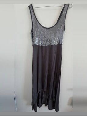 Sleeveless Silver Sequined Lady Dutch Dark Grey/Pewter Dress - NWT
